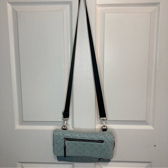 STEVE MADDEN BJODIE Cross Body Bag - Picture 3 of 10